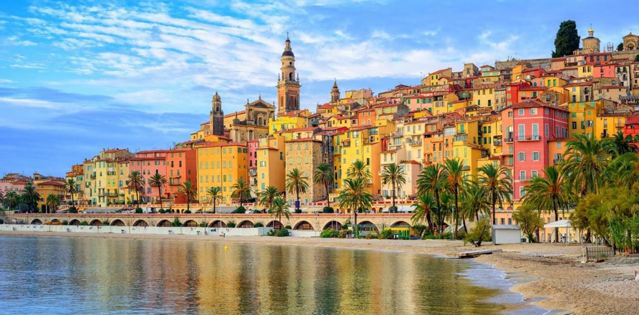 Nella Vecchia Citta Con Vista Mare Menton